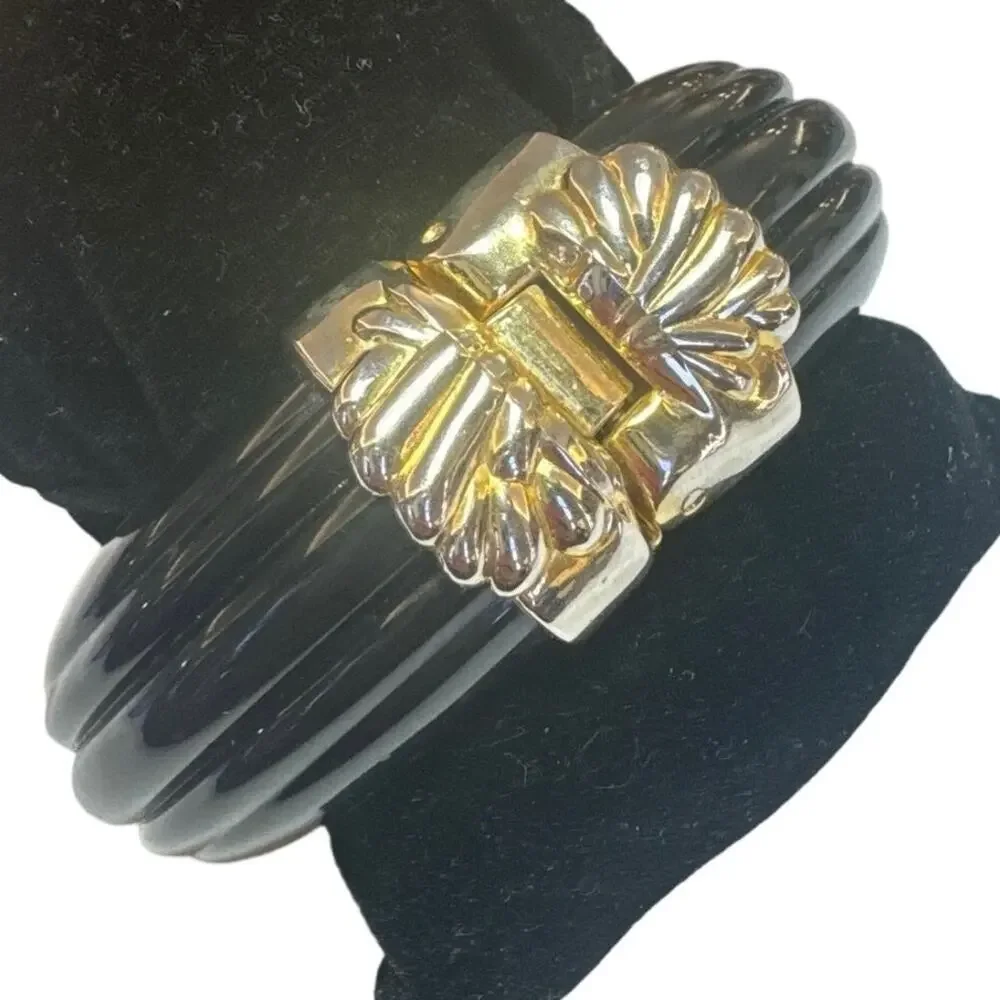 1980s Designer Inna Cytrine Paris Black Lucite Bangle Bracelet - Picture 3 of 5